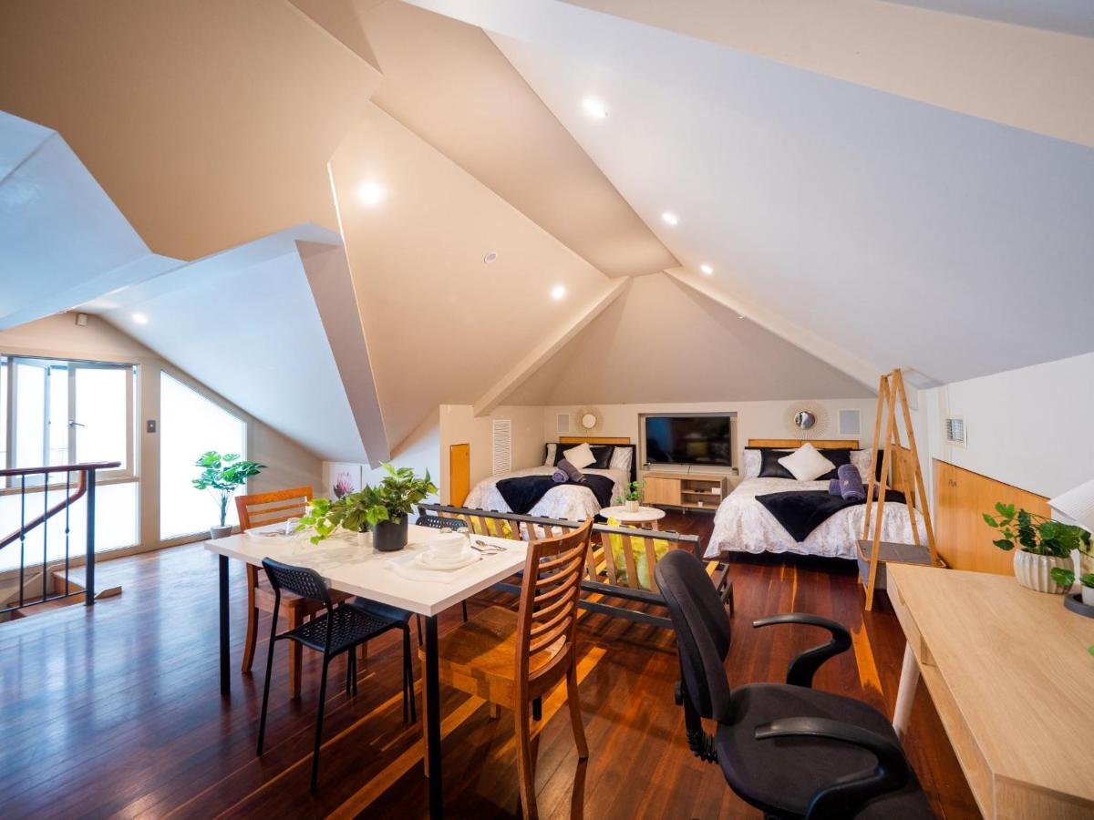 سيدني Quiet Private Studio In Strathfield With Kitchenette And Private Bathroom 3Min To Station Sleeps 6 المظهر الخارجي الصورة